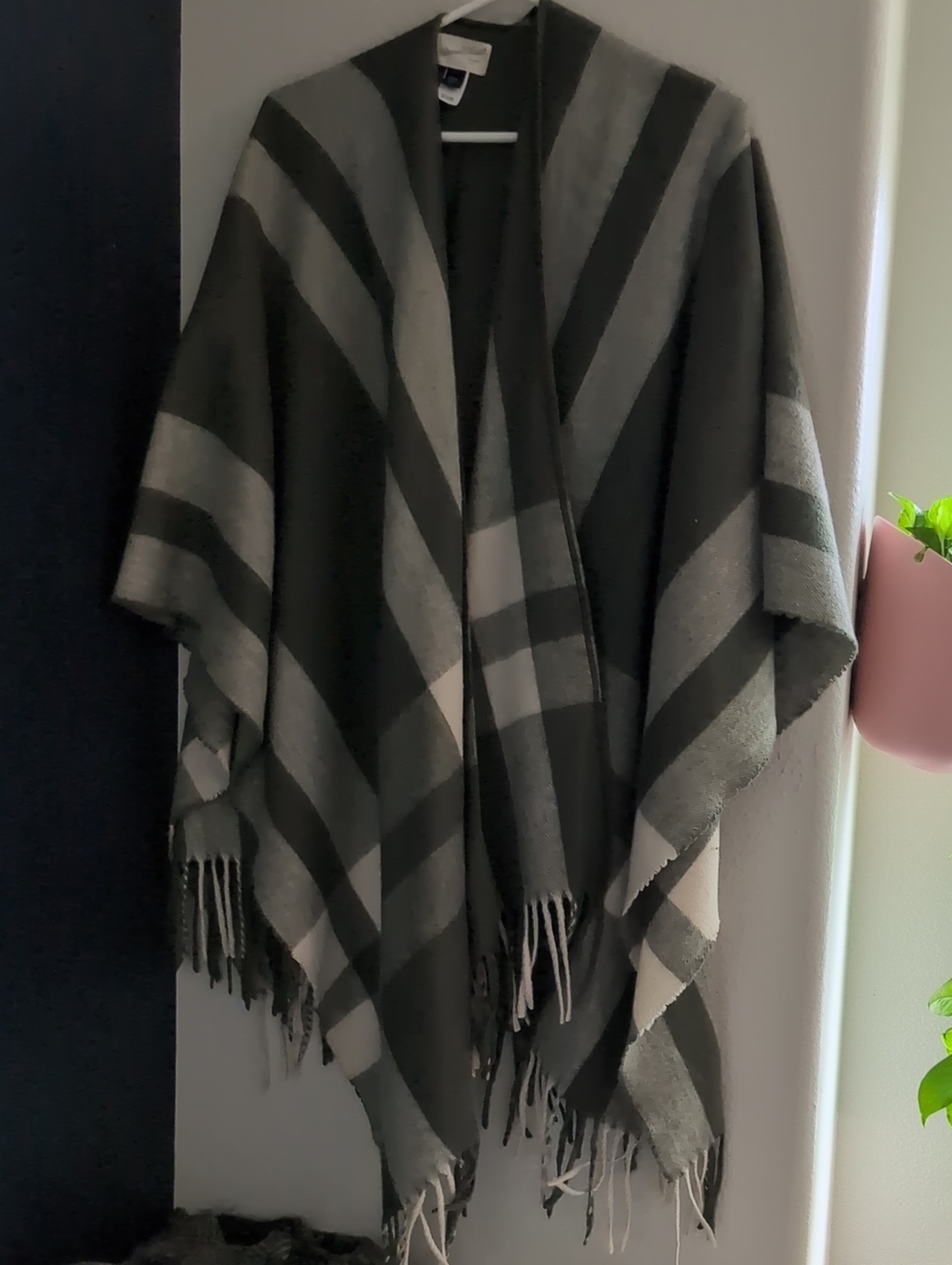 Universal Thread Black and Gray Plaid Fringe Poncho